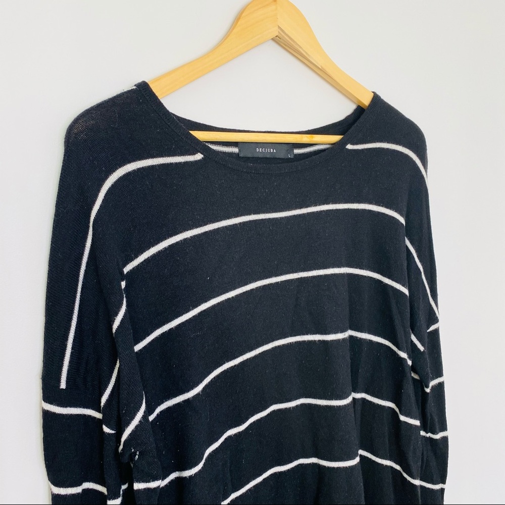 Decjuba size L black and white stripe knit - Picture 4 of 9